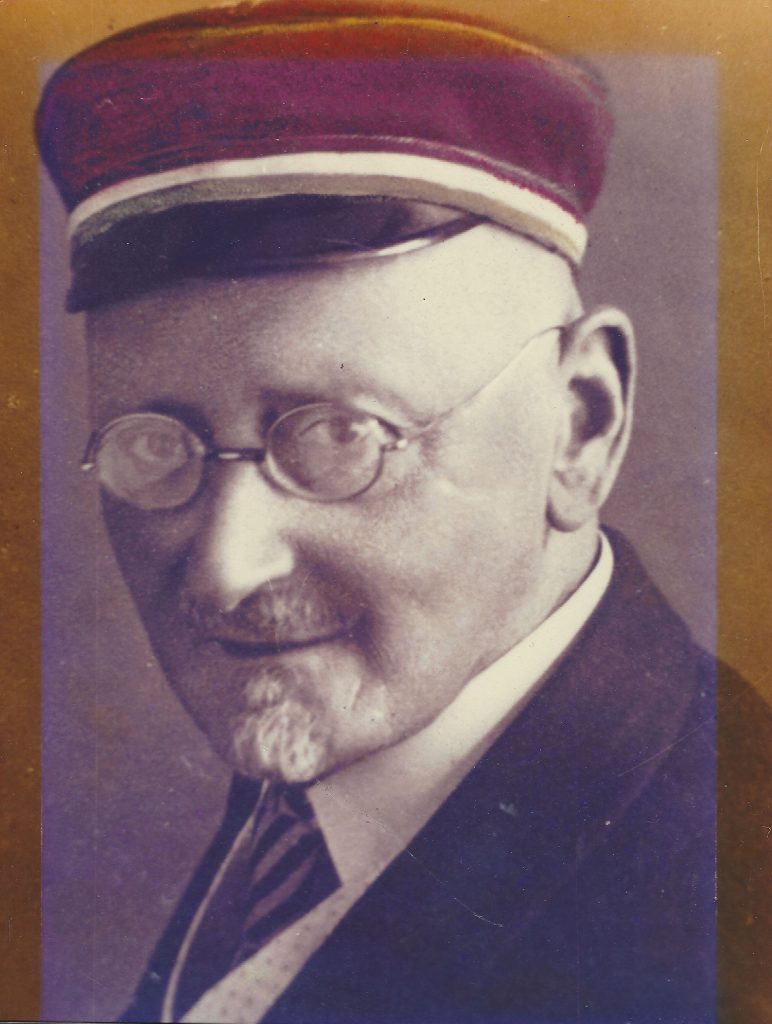In den Farben der Landsmannschaft Hammonia (rot-weiß-gold) – Ernst Hans Eberhard (1866–1945), Enzyklopädist der Studentenverbindungen