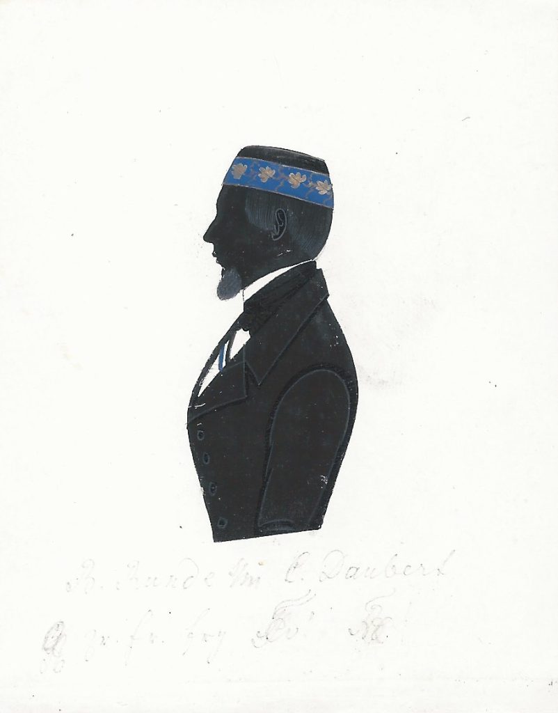 Bernhard Runde stammte aus Schöppenstedt und immatrikulierte sich Ostern 1847 als stud. iur. an der Universität Göttingen als. Er wurde bei Brunsviga aktiv und wurde 1848 in diese recipiert. Später war er als Rechtsanwalt und Notar in Braunschweig tätig und starb dort 1908. Die Silhouette ist gewidmet "B. Runde s/m C. Daubert [GA] zr. fr. Erg. [Z!] [Z!] Ehemals Sammlung Robert Soppa Saxoniae Konstanz