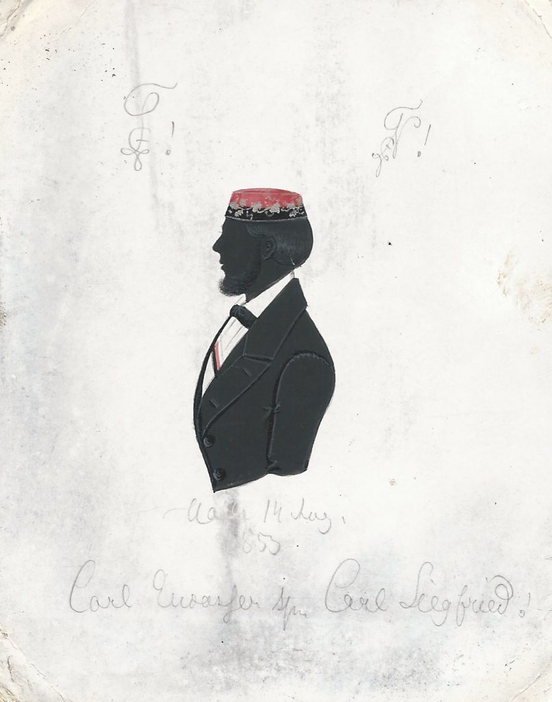 Carl Lucassea stammte aus Mehlingen und immatrikulierte sich als stud. theol. in Halle. Er wurde 1852 in die Salingia rezipiert. Später war er Pastor in Steeg bei Bacharach. Die Silhouette ist gewidmet "Carl Lucassea s/m Carl Siegfried!" und datiert "Halle 14 Aug. 1853". Sammlung Robert Soppa Saxoniae Konstanz
