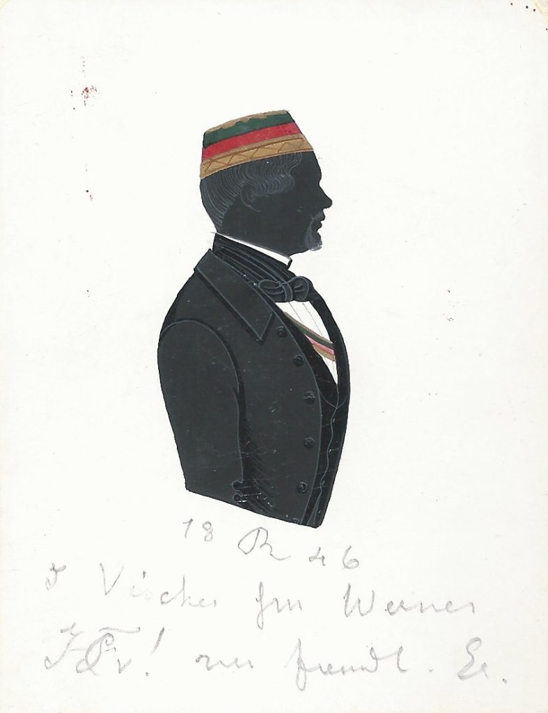 Johann Jakob Vischer wurde am 4. Juni 1823 als Sohn des Wilhelm Vischer (1789-1849) und dessen Ehefrau Julie Eleonora geb. Le Grand (1797-1828) in Basel geboren. Er ging 1843 nach Heidelberg und immatrikulierte sich dort am 1. Mai für das Studium der Rechtswissenschaften. Noch im Verlauf desselben Jahres wurde er in das Corps Helvetia recipiert. Am 26. Februar 1850 heiratete er Georgine Henriette Iselin mit der er fünf Kinder zeugte. Vischer war Kriminalgerichtspräsident und Präsident des Direktoriums der Schweizer Zentralbahn. Er starb in seinem Geburtsort am 15. August 1893. Die Silhouette ist datiert "18[R]46" und gewidmet "J Vischer sm Werner [Z!] zur freundl. Er." Ehemals Sammlung Robert Soppa Saxoniae Konstanz