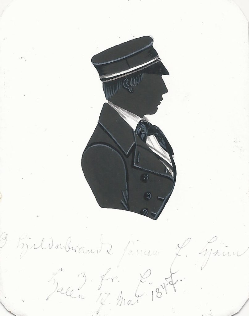 Otto Carl Friedrich Wilhelm Hildebrandt wurde am 28. Mai 1828 in Tribsow (Hinterpommern, heute Trzebieszewo in Polen) geboren. Er war das mittlere von insgesamt 13 Kindern seiner Eltern Carl Wilhelm Heinrich Hildebrandt (1796-1861) und Luise Friedericke geb. Cascorbi (1799-1885). Zum Studium der Theologie ging er nach Halle und wurde bei Borussia aktiv, in die er laut KCL 1846 recipiert wurde. Dies erscheint aber gemäß der Widmung unwahrscheinlich, da er offenkundig im Mai 1847 noch Renonce war. Nach dem Studium kehrte er in seine pommersche Heimat zurück und wurde Pastor. Er heiratete am 8. Juni (laut anderen Angaben Juli) 1857 Friederike Wilhelmine Caroline Jacobine Maß (1830-1905). Zuletzt wirkte Hildebrandt als Superintendent und Kreisschulinspektor in Retzin, wo er 1905 starb. Die Silhouette ist gewidmet "O. Hildebrandt seinem E. Heim z. fr. E. Halle 17. Mai 1847." Sammlung Robert Soppa Saxoniae Konstanz