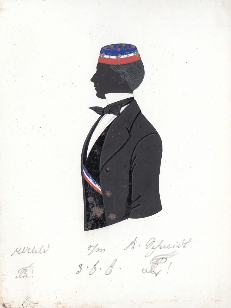 Wilhelm Held stammte aus Wallmerod in Nassau und war Sohn eines Amtmanns in Rennrod. Mit 18 Jahren kam er nach Heidelberg und immatrikulierte sich als stud. iur. am 28. April 1855. Noch im selben Jahr wurde er in die Rhenania recipiert. Weiteres was über Held bislang nicht festzustellen, er scheint aber früh gestorben zu sein. Die Silhouette ist gewidmet "WHeld [Z!] s/m K. Schmidt [Z!] - z. f. E." Archiv des Corps Franconia Tübingen, Silhouettenalbum des Karl Schmidt